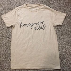 Honeymoon Vibes T-shirt